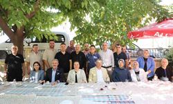 Başkan Subaşıoğlu, AK Parti’ye katılan 15 kişiye rozet taktı