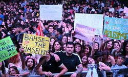 Alaşehir’in kurtuluşunun 104. yıl dönümünde Merve Özbey coşkusu