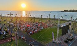 İzmirliler şampiyonluk coşkusunu yaşadı