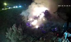 Besihanedeki samanları kundaklayan şüpheli kameralara yakalandı
