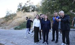 Muhtarlarla el ele, yerinde tespit: Çeşme'de kış öncesi saha turu