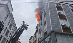 Merkezefendi’de ev yangını korkuttu