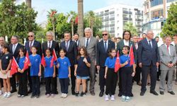 Denizli’de 2026-2027 eğitim öğretim yılı çelenk töreniyle başladı