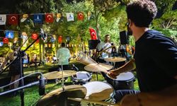 İzmir’de Alternatif Park Konserleri Bornova’da devam etti