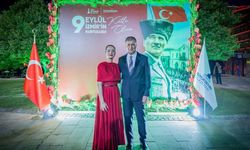 İzmir'in Kurtuluşunun 104. yılı kutlandı