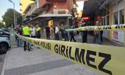 Manisa'da yüzünü maskeyle gizleyerek kuyumcuya giren şüpheli tutuklandı