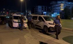 Denizli'de sokağa attıkları maytap ellerinde patladı
