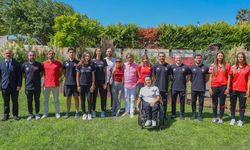 Mehmet Sepil, Göztepeli Millî sporcularla bir araya geldi