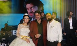 Yıllardır ortalarda yoktular! Popstar Selçuk ve Hakan Taşıyan yıllar sonra aynı düğünde ortaya çıktı