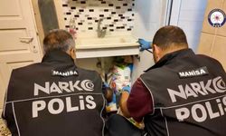Manisa’da zehir tüccarlarına şafak baskını