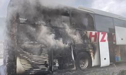 Samsun-Ankara karayolunda yangın paniği! Seyir hâlindeki otobüs alev alev yandı