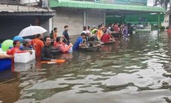 Tayland'da neler oluyor? Şiddetli yağışlar can aldı, binlerce kişi tahliye edildi