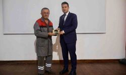56 yıllık tamirci Çivril’de Yılın Ahisi seçildi