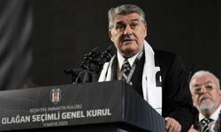 Beşiktaş'ta Serdal Adalı yeniden başkan seçildi