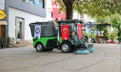 Tavas Belediyesinin araç filosu yeni temizlik aracıyla güçlendi