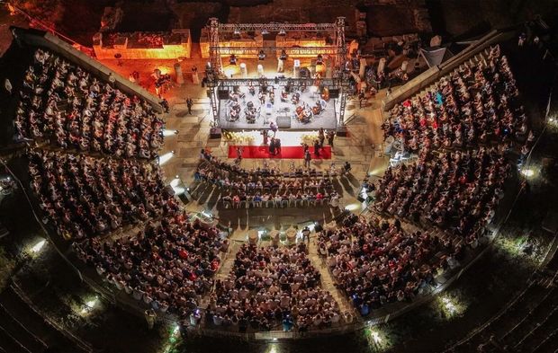 5 bin yıllık Metropolis’te büyüleyen gece: Bir Akdeniz Senfonisi