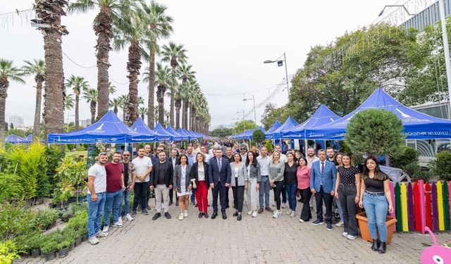 3. İzmir balkon ve bahçe bitkileri festivali Kültürpark'ta kapılarını açtı