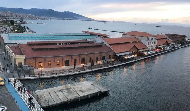 İzmir'in bir buçuk asırlık binası Konak Pier için özelleştirme kararı!
