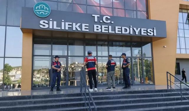 Mersin Silifke Belediyesi'ne jandarma operasyonu!