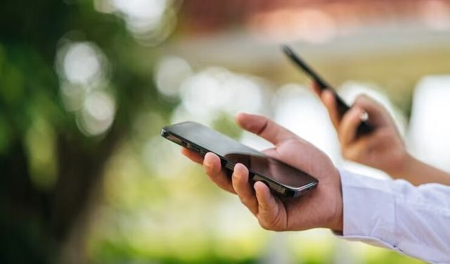 Telefon alacaklar acele etsin! Dev markalar büyük zam için tarih verdi: Fiyatlar uçuşa geçiyor