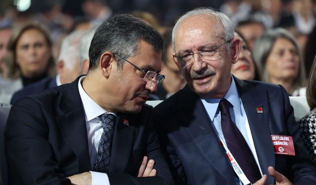 CHP’de grup toplantısı öncesi kriz: Kürsüye Kılıçdaroğlu mu Özel mi çıkacak?
