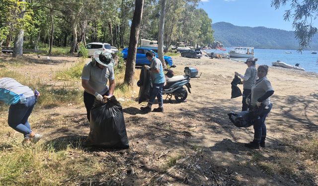 Marmaris'in bayram mesaisinde 3 bin 250 ton atık toplandı