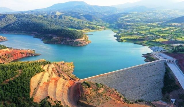 Denizli'de zamana karşı yarış! Balık tutmak için girdiği barajda kayboldu