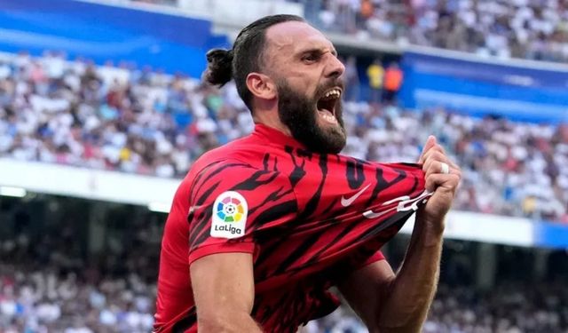 Fenerbahçe ilk transferini açıkladı: Vedat Muriqi kimdir?