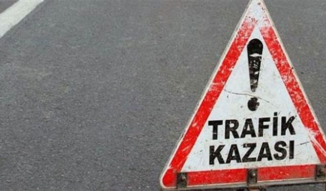 Afyonkarahisar'da feci kaza: İki araç çarpıştı, 2 ölü, 4 yaralı!