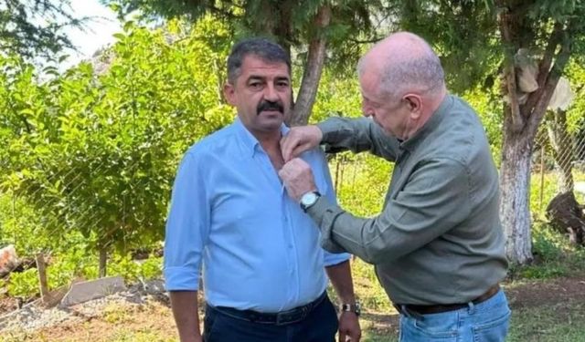 Dördüncü parti, yeni rozet: CHP’li başkan Zafer Partisi’ne geçti