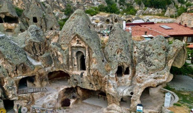 3 bin yıllık yerleşim masal diyarını aratmıyor: Ayazini’de yaz hareketliliği