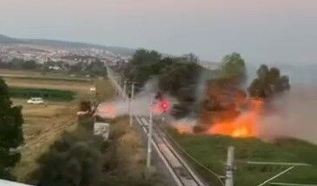 Tavşanlı'da alevler tren hattını sardı ekipler alarm geçti