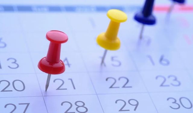 2027 Resmi tatil günleri belli oldu! 5 gün izinle 35 gün tatil nasıl yapılır? Bayramlar hangi günlere denk geliyor?