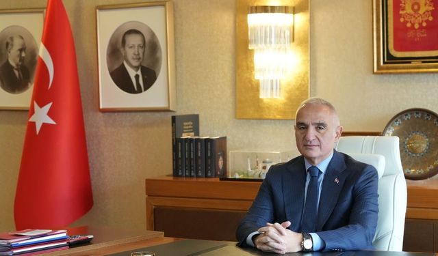 Bakan Ersoy duyurdu: Tralleis'te 2 bin yıllık antik havuz gün yüzüne çıktı