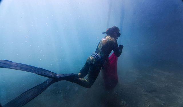Bodrum'da deniz dibi temizliği: 250 kilogram atık çıkarıldı