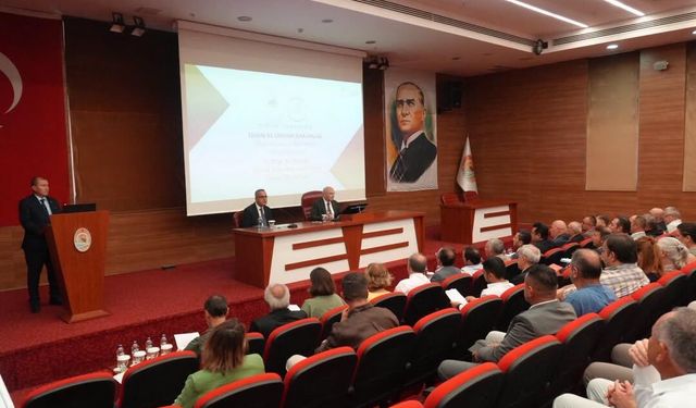 Denizli’de sahipsiz sokak hayvanları değerlendirme toplantısı yapıldı