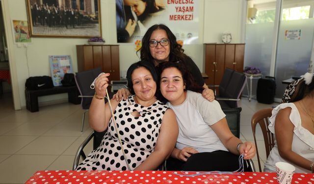 Efes Selçuk'ta engeller sanatla aşılıyor