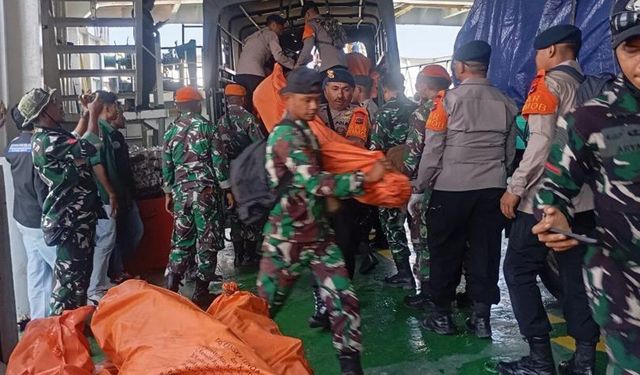 Endonezya'da 7,7'lik deprem sonrası bilanço ağırlaşıyor! Can kaybı kaça yükseldi?