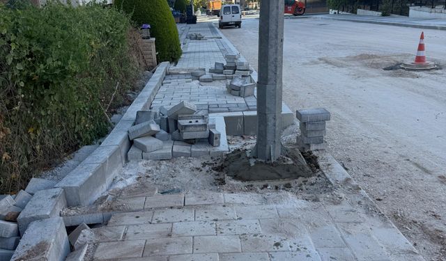 Gerzele Mahallesi’nde kaldırımlar artık yayaların