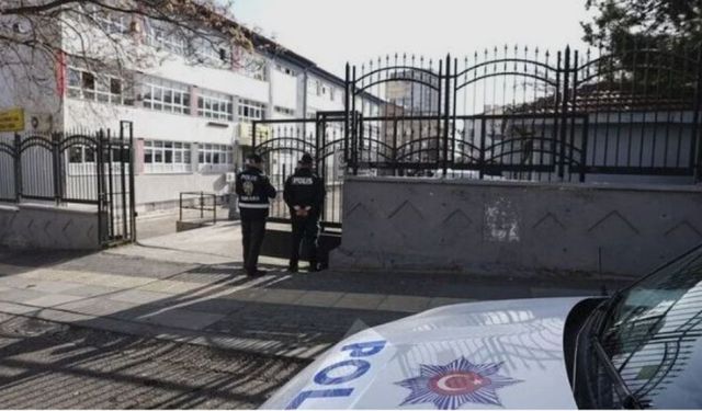 İçişleri Bakanlığı'ndan okullarda güvenlik hamlesi: 82 personel alınaak