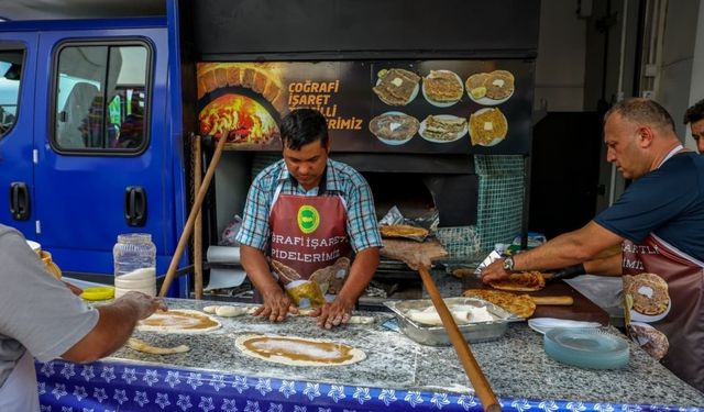İncir Festivali’nde pide ikramı