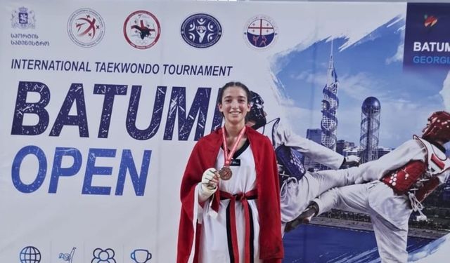 Batumi Open 2026 Şampiyonası'nda İzmir'e gurur: Merve Nisa Mızrak altın madalya kazandı