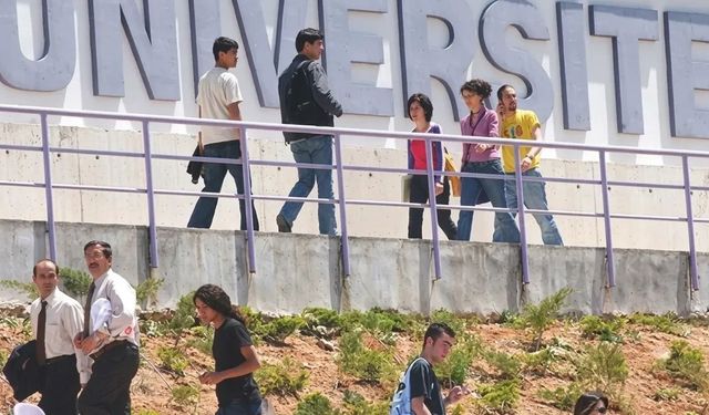 Meclisten geçen öğrenci affı Resmi Gazete'de: Kimler yararlanabilir, başvuru şartları neler?
