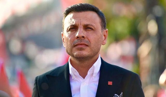 Yeni Parti İstanbul İl Başkanı Özgür Çelik'ten üyelik çağrısı: İlk üyemiz Ekrem İmamoğlu oldu