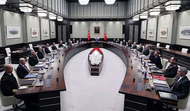 Beştepe’de tarihi zirve: 12 maddelik ‘çerçeve yasa’ masada