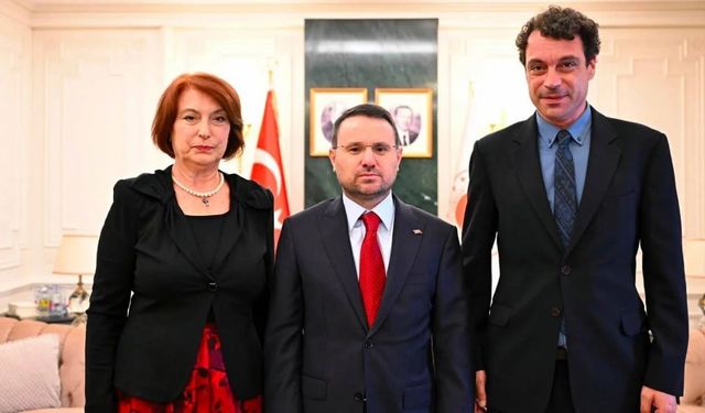 Uğur Mumcu suikastında son durum: Bakan Gürlek, Uğur Mumcu'nun ailesiyle görüştü