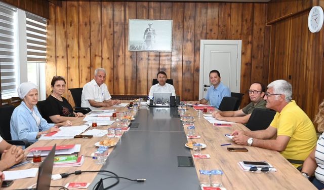 Denizli’de üzüm rekolte hamin komisyonu toplandı