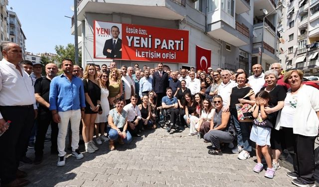 Aziz Kocaoğlu ve eski başkanlar YENİ Parti'ye katıldı