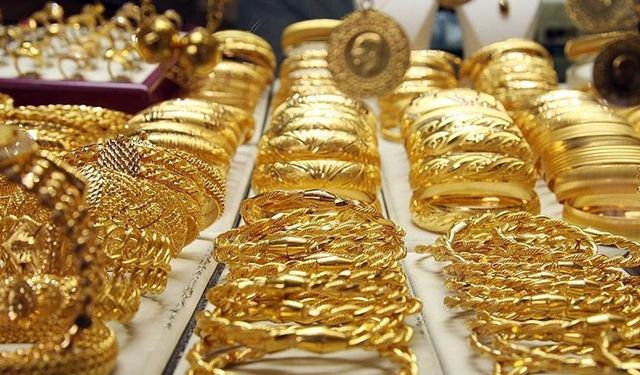 Altın fiyatlarında sert düşüş: Gram altın neden geriledi? İşte güncel rakamlar!