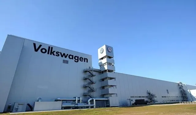 Volkswagen'den dev küçülme kararı: 2030'a kadar 100 bin kişi işten çıkarılacak